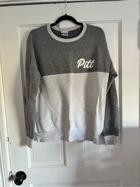 Two-Tone Gray Crewneck Pullover